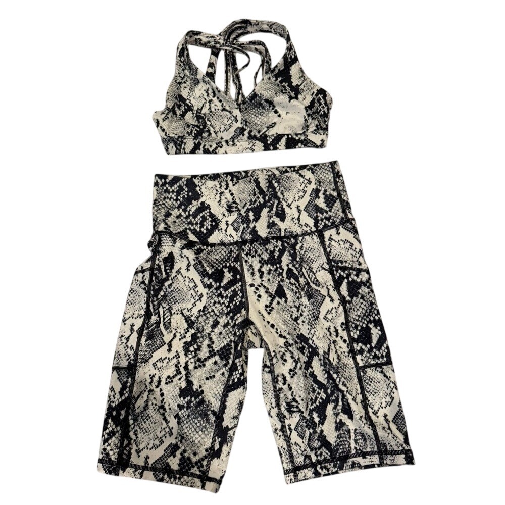 Ideology Black & White Sports Bra Set